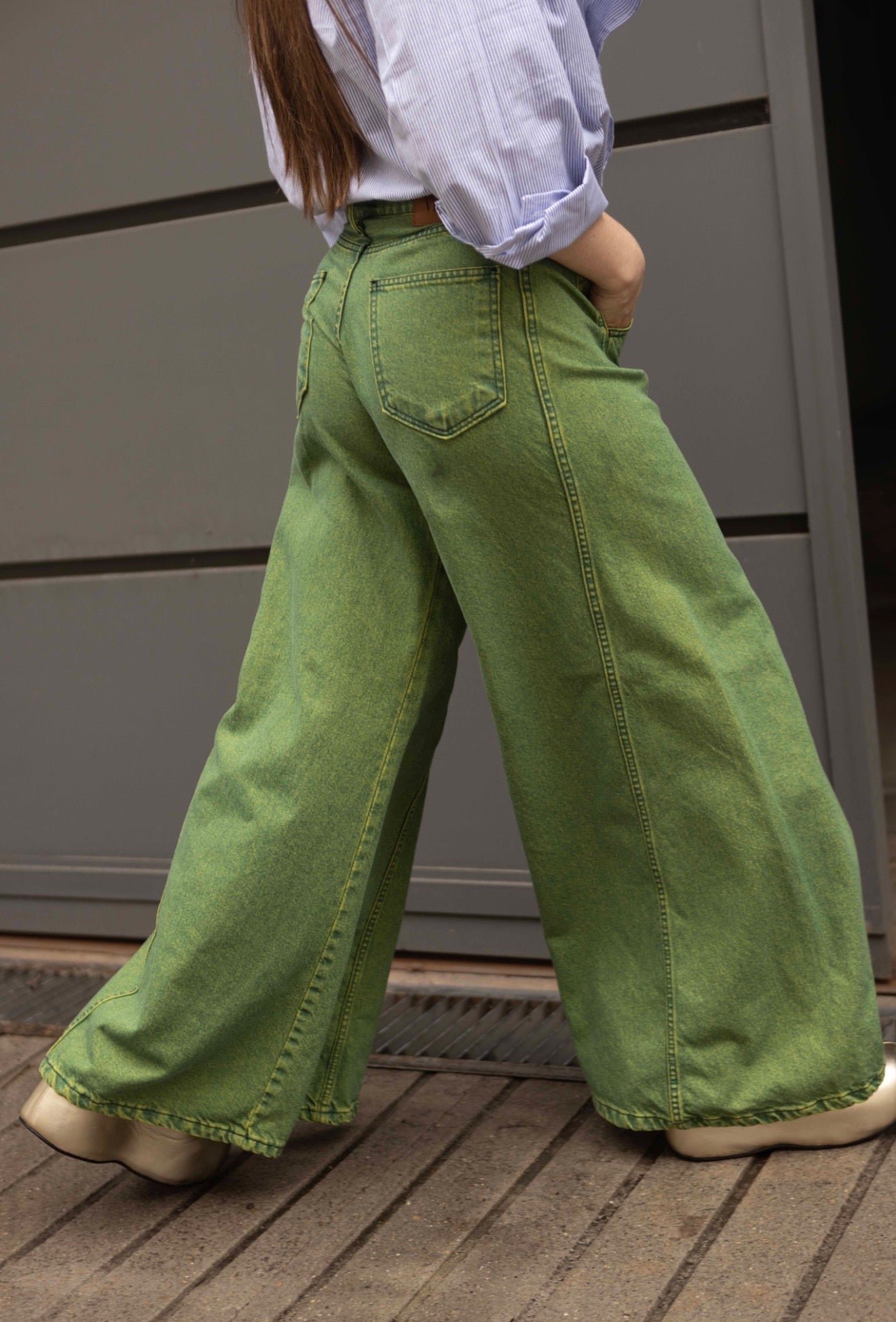Jean Wide Over Alexia Pistacho