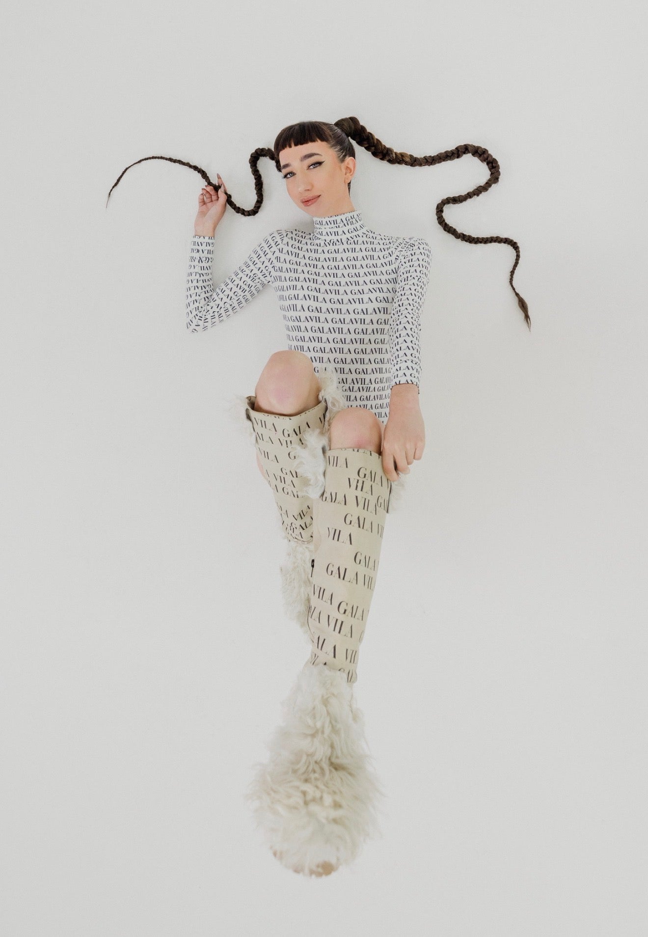 GV conceptual boots