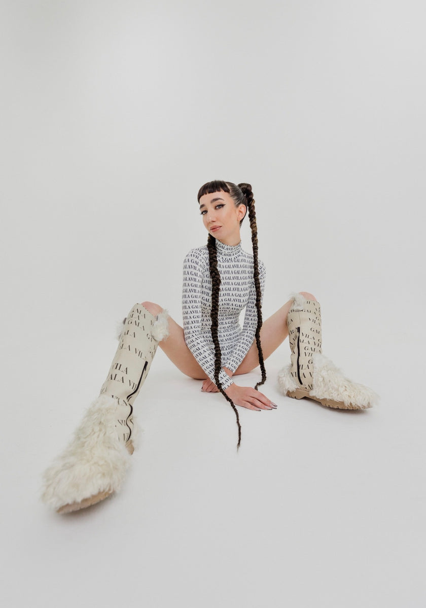 GV conceptual boots